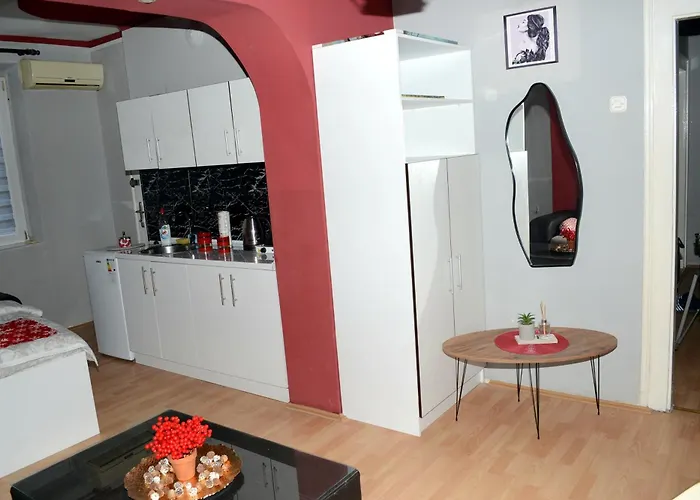 Lidija Apartman